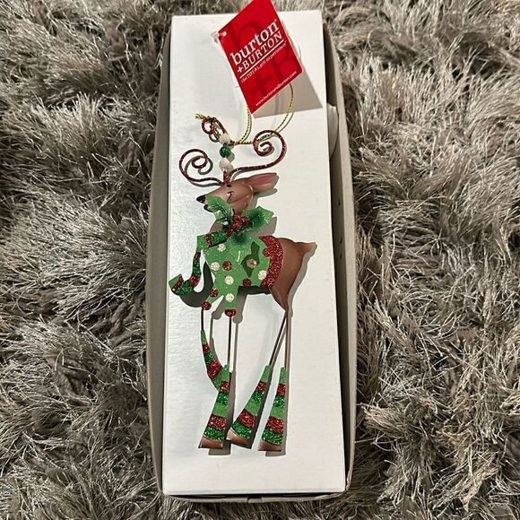 Burton & Burton Christmas Reindeer Ornament NEW - Picture 1 of 3